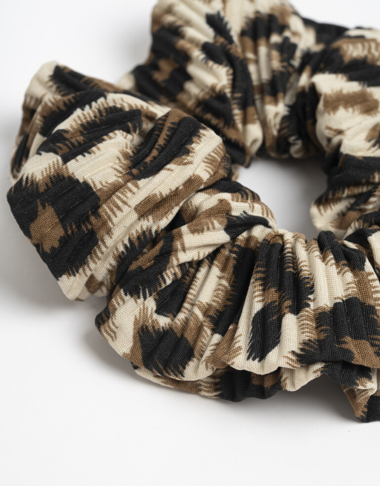 Skunzies Estampados Scrunchie Plisada Animal Print - Estampado Animal Print
