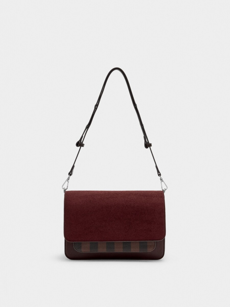 Bolso Bandolera Con Solapa burdeos