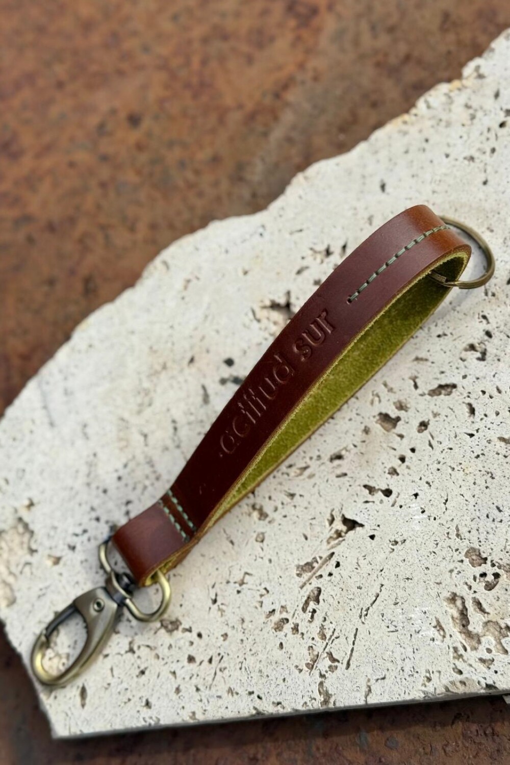 Colorful Key Chain Camel / Pistacho