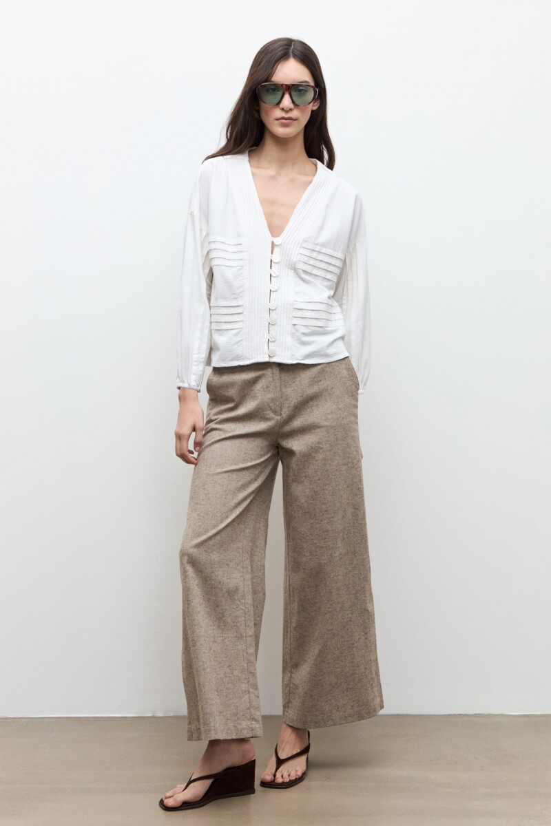 Blusa botones y alforzas blanco