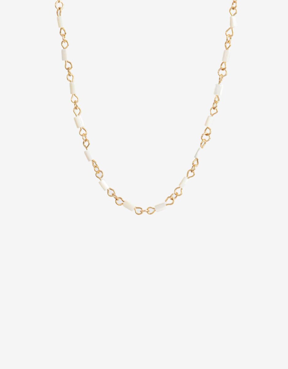 Collar Corto Metal Y Nácar - Dorado 