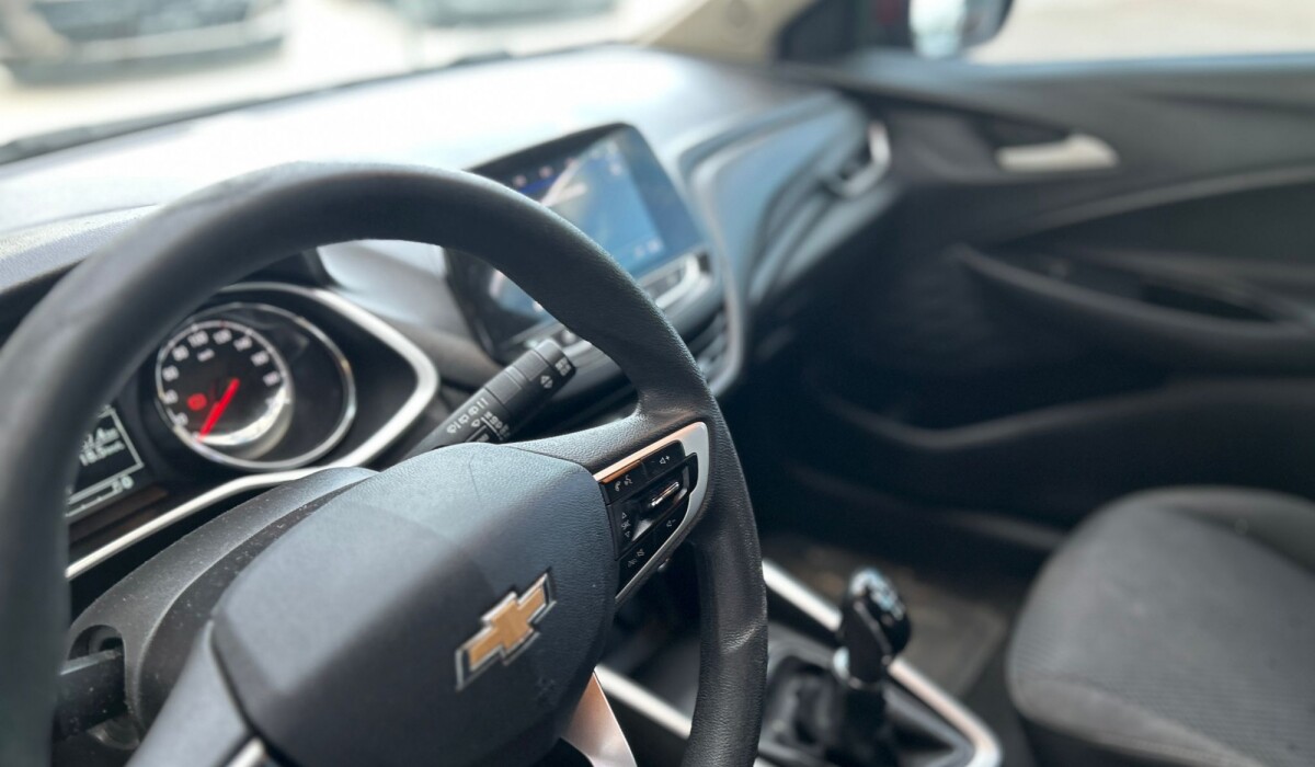 Chevrolet Onix 1.2 LT MT - 2020 Chevrolet Onix 1.2 LT MT - 2020