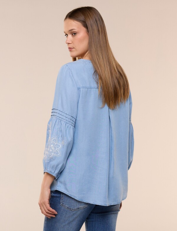 Blusa De Tencel Bordada Con Escote Cuadrado JEAN