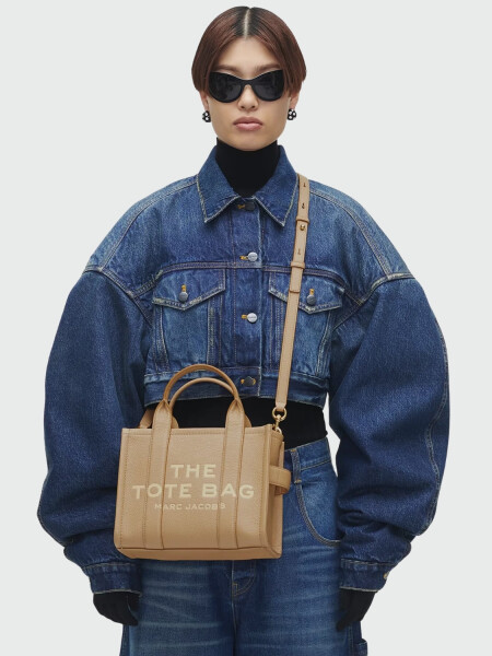 MARC JACOBS - THE SMALL TOTE 230