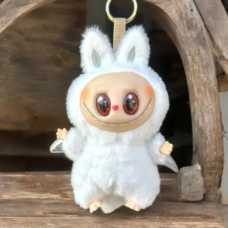 Labubu Parado con Alas Secret Labubu Parado Con Alas Secret