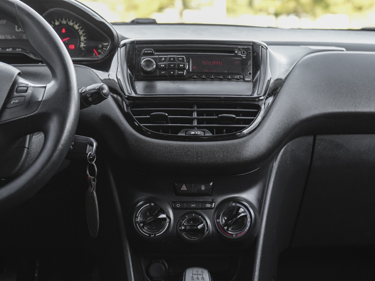 Peugeot 208 ACTIVE 1.2 EXTRA FULL| Permuta / Financia Peugeot 208 ACTIVE 1.2 EXTRA FULL| Permuta / Financia