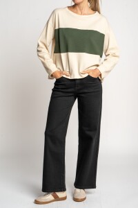 Sweater Arena