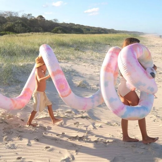 Inflable flotador pancho gigante Sunnylife Snake Tie Dye Multi Inflable flotador pancho gigante Sunnylife Snake Tie Dye Multi