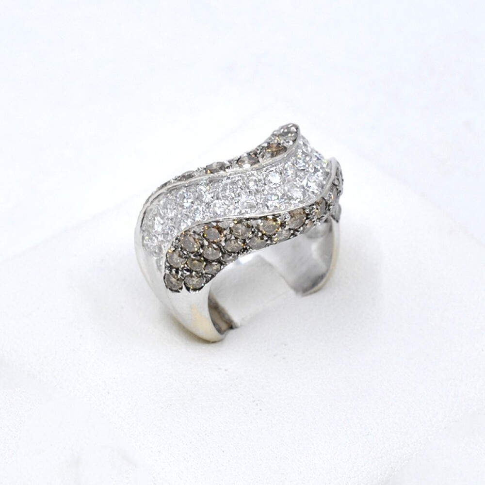 Anillo En Oro 18K Y Brillantes (Champagne Y Blancos) Anillo En Oro 18K Y Brillantes (Champagne Y Blancos)