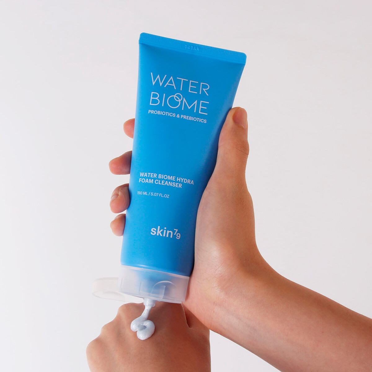 Jabón de limpieza con probióticos Water Biome Hydra de Skin79 (150 ml) 