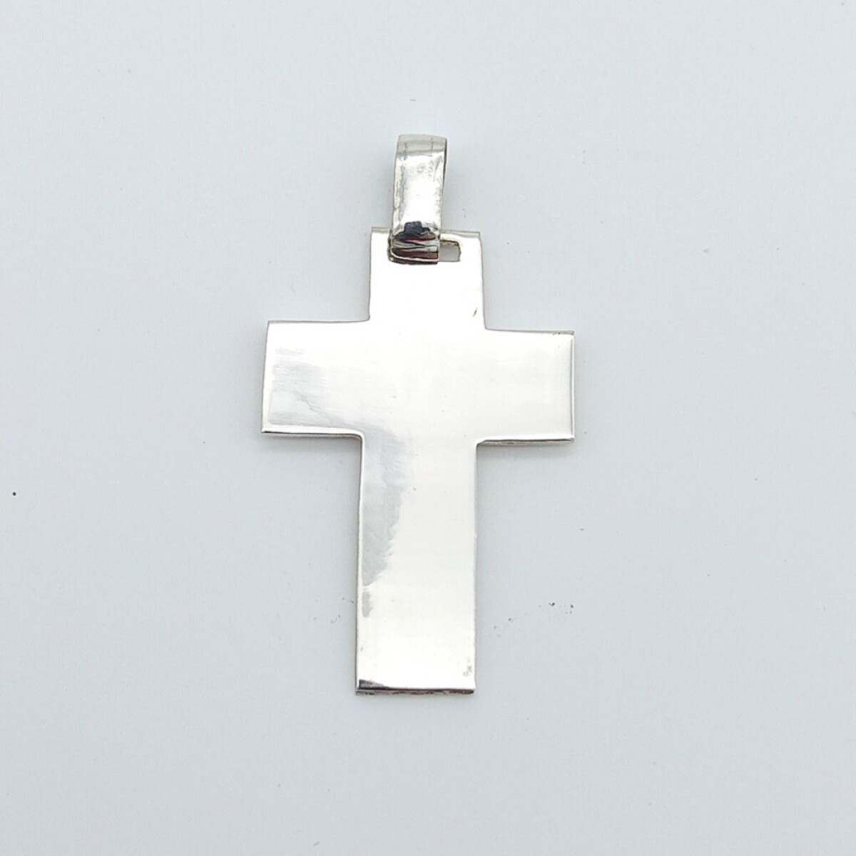 Cruz de Plata 925 Chata - Largo 4.4 cm x 2.9 cm 