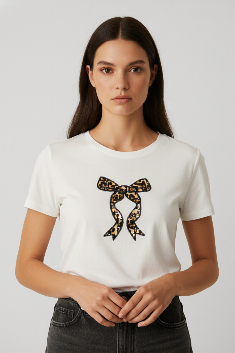 Remera Velia - Estampado 1 