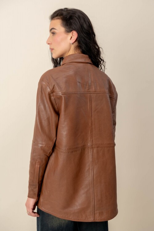 Sobre camisa cuero Cognac