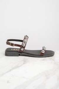 Sandalia Cuero Apliques Chocolate