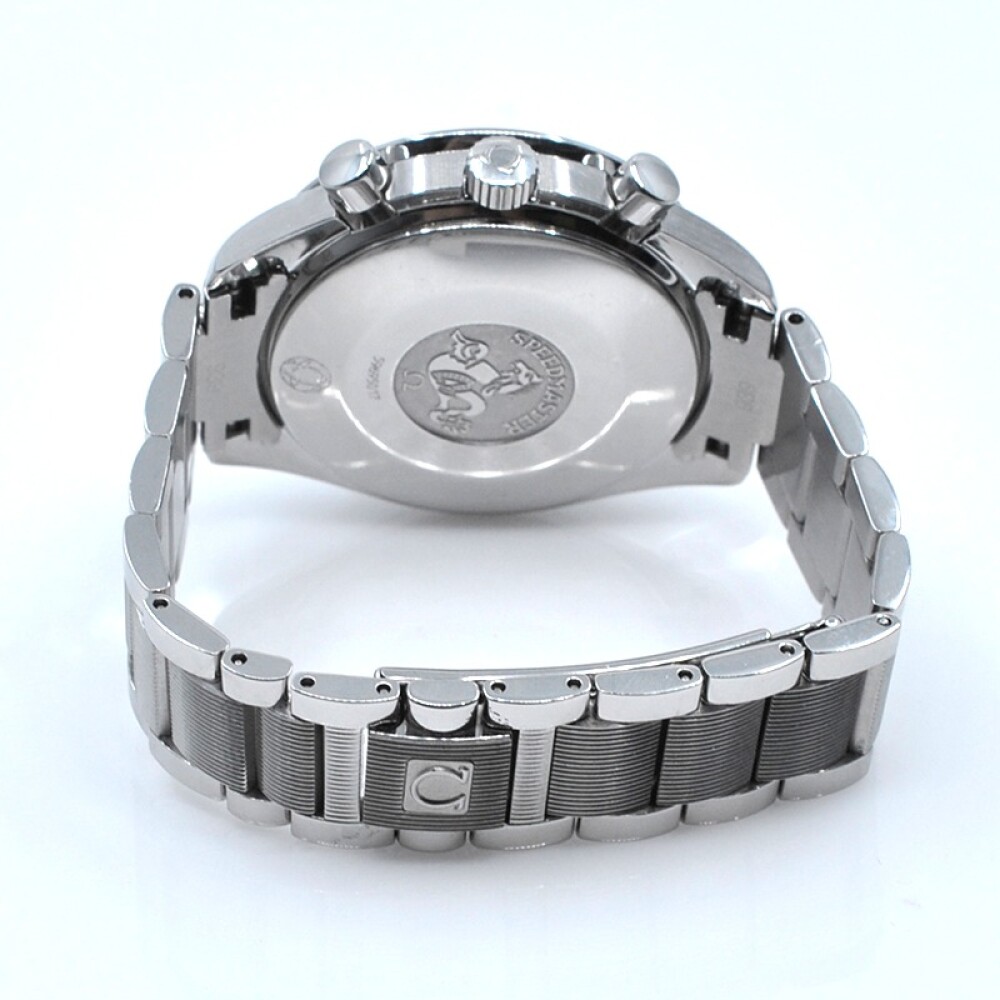 Omega Speedmaster 1750042 dial madre perla automático 39 mm, 2 mallas y estuche. Omega Speedmaster 1750042 dial madre perla automático 39 mm, 2 mallas y estuche.