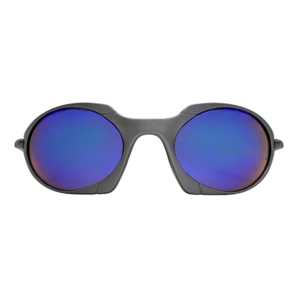 SM828435 - grisuniforme 