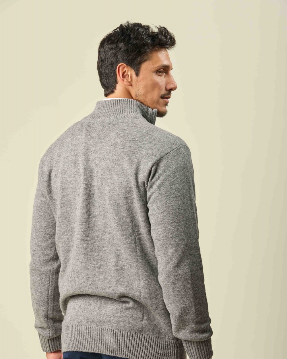 Buzo Lambswool Medio Cierre Gris Medio