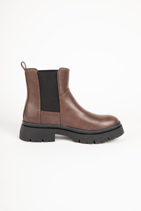 BOTA POMERANIA Chocolate