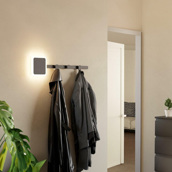 Perchero LED metálico negro 7,8W cálida CARTIGNANO EG3492