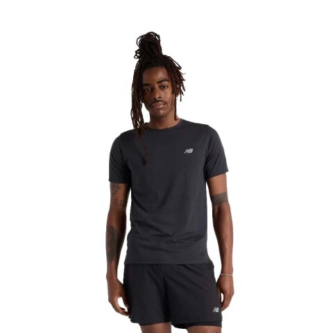 Remera New Balance Essentials Negro