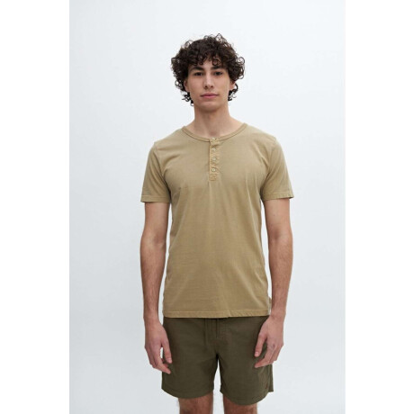 Remera básica Eloy Pistacho