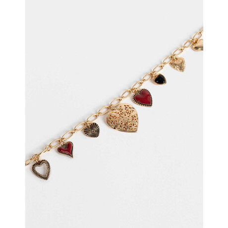 Collares Cortos Con corazón Dorado