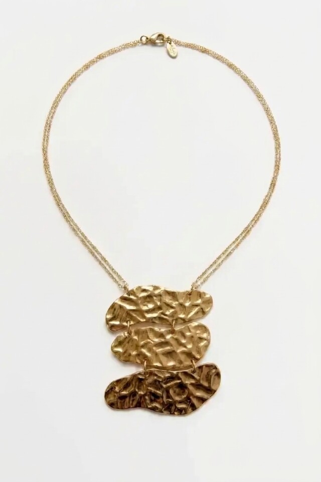 Collar de acero machacado dorado