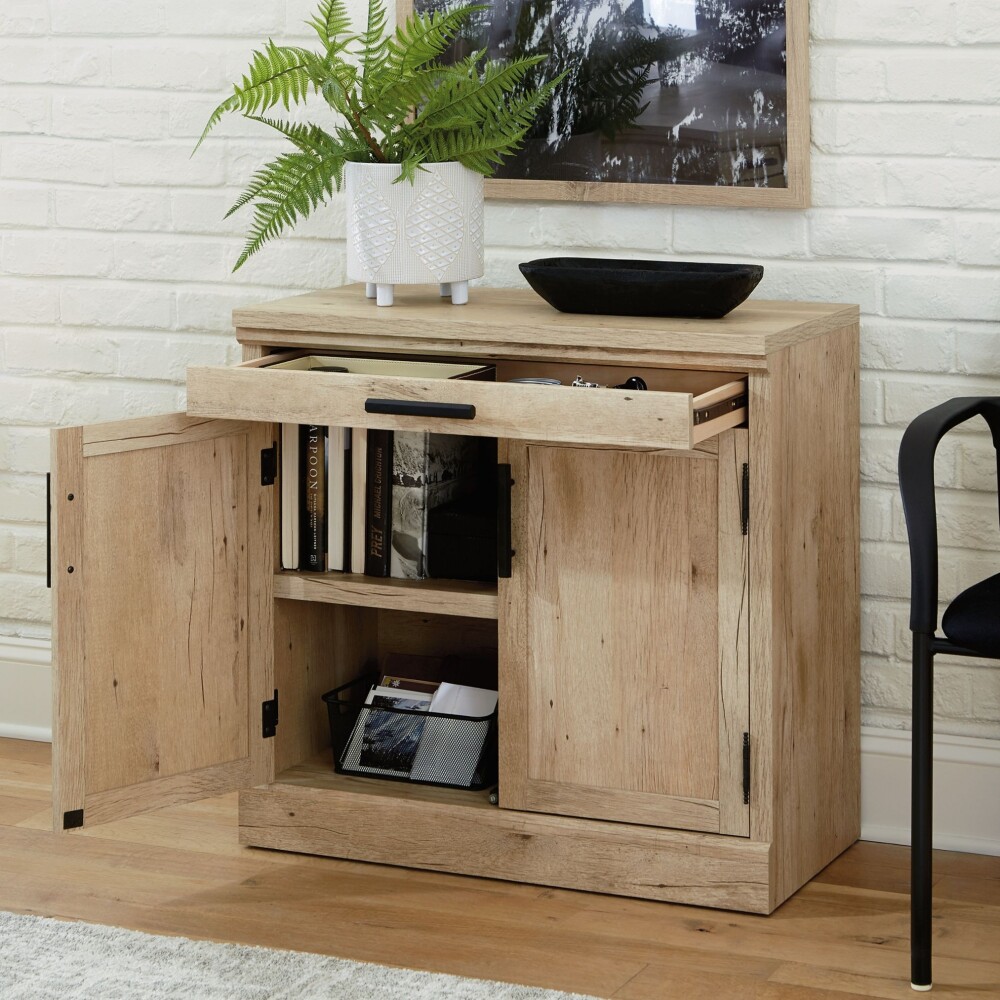 Aparador - Sauder - Mason Peak Aparador - Sauder - Mason Peak