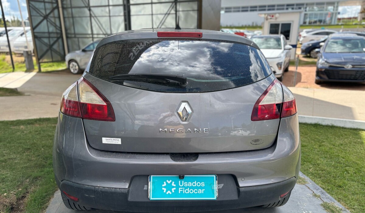Renault Megane 2,0 AT Privilege - 2015 Renault Megane 2,0 AT Privilege - 2015