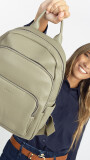 MOCHILA MIDDLETON OLIVA CLARO