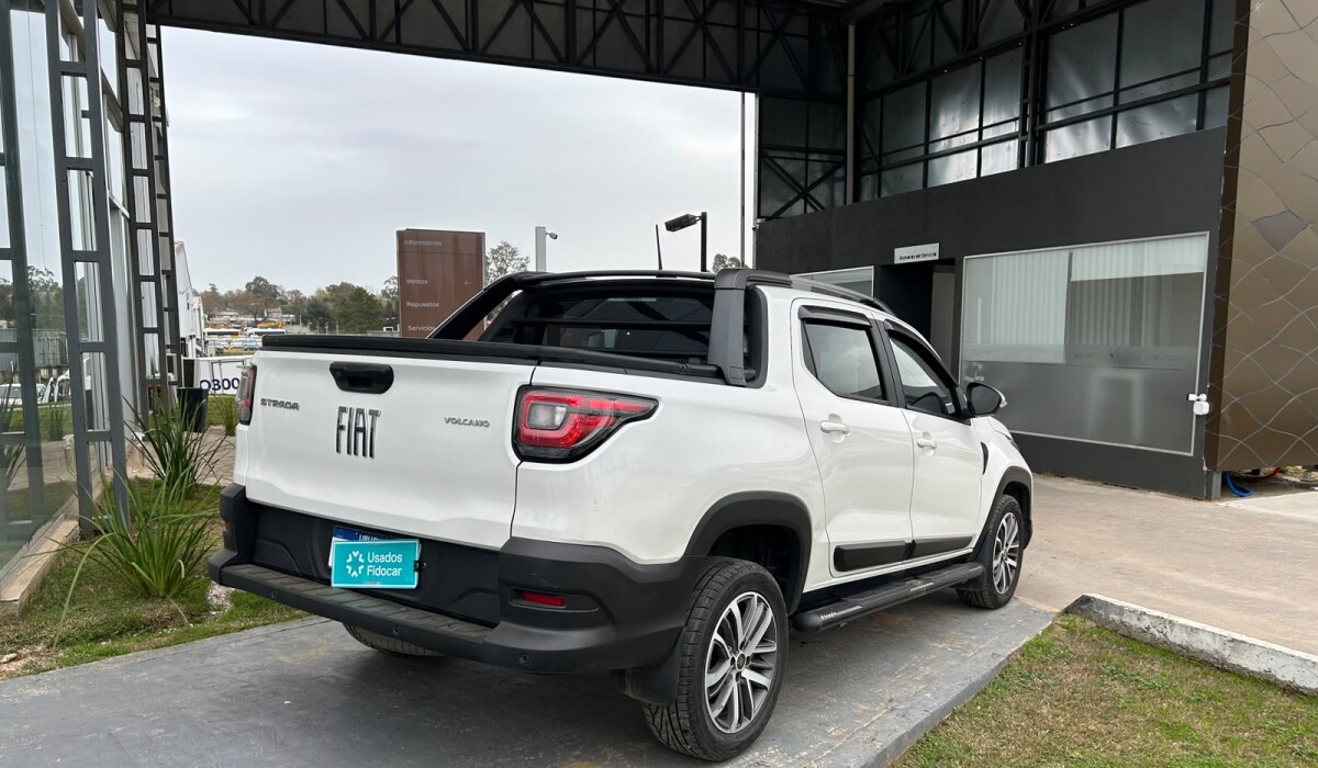 Fiat Strada Volcano - 2022 Fiat Strada Volcano - 2022