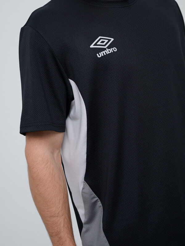REMERA VANT Umbro Hombre 002
