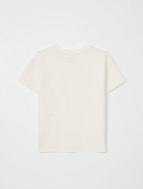 CAMISETA INFANTIL CON BOLSILLO Y BOTONES BEIGE