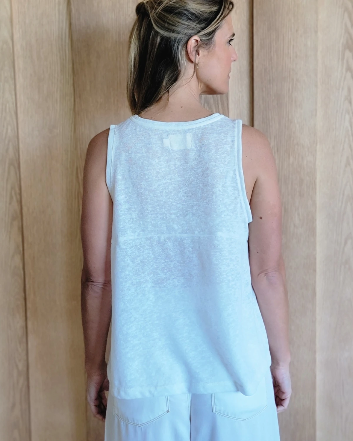 Musculosa Lirio beige 2