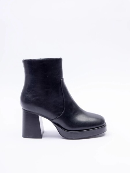 BOTA D.CASSIN LATEN NEGRO