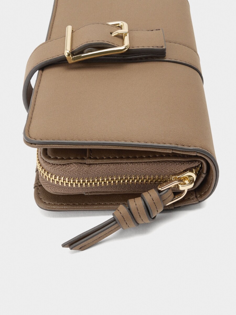 Cartera Lisa Con Hebilla camel