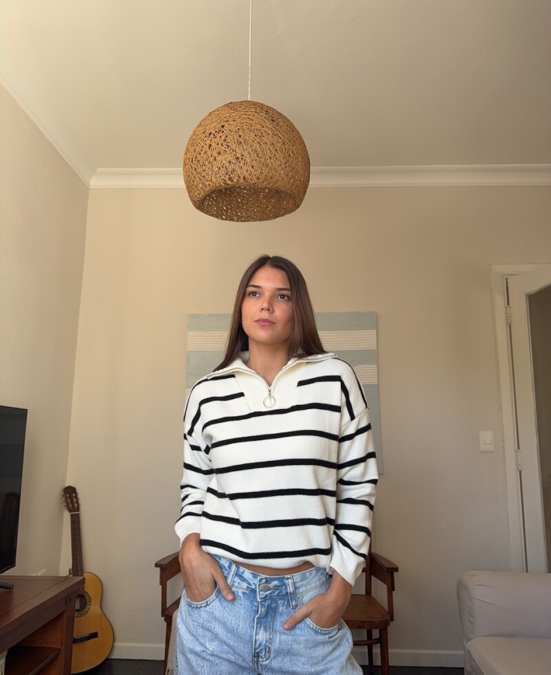 Buzo Sara negro