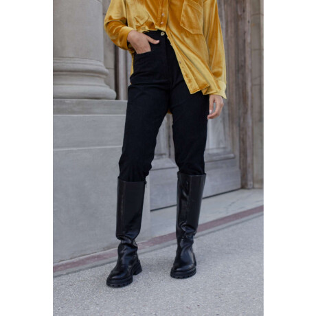 Bota Monta Negro