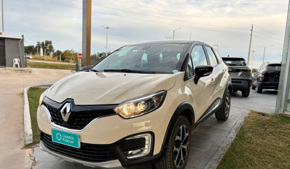 Renault Captur 1,6 CVT Intense - 2021 Renault Captur 1,6 CVT Intense - 2021