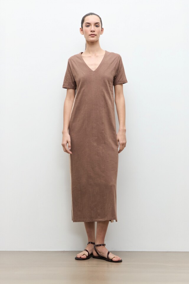Vestido contraste lateral topo