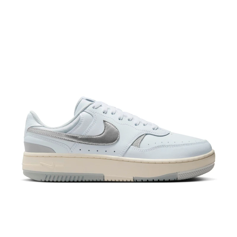 Championes Nike Gamma Force de Mujer Blanco