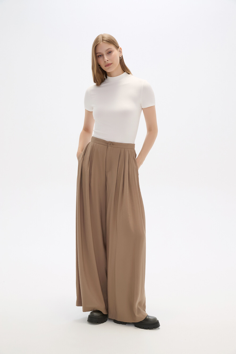 Pantalon Afreca Taupe / Mink / Vison