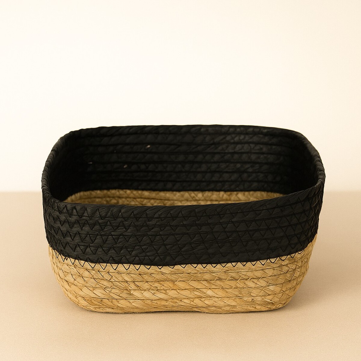 CESTO ORGANIZADOR DE FIBRA NATURAL 24X20X10CM NEGRO 