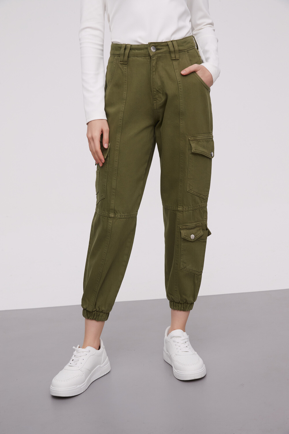 Pantalon Hollien Verde Oliva