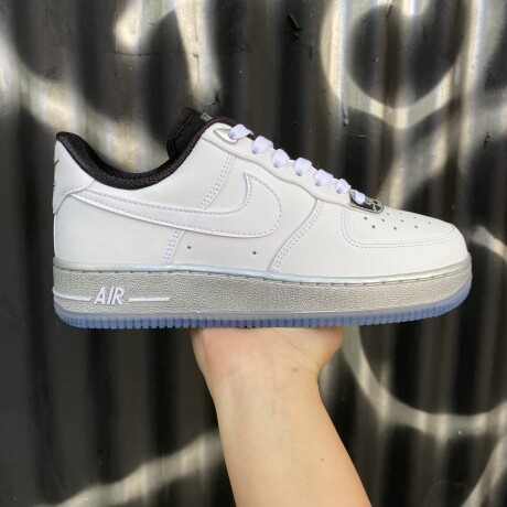 Championes Nike Air Force 1 07 Se White