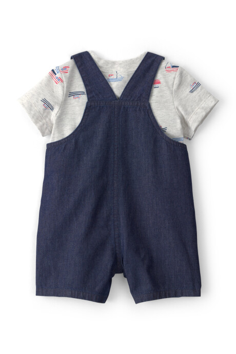 Set dos piezas, enterito corto de chambray y remera, diseño botes Sin color