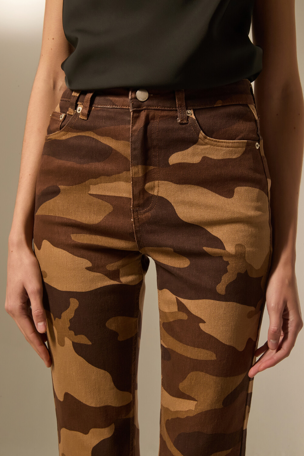 Pantalon Bishis Estampado 2