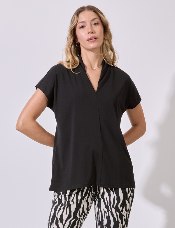 Blusa Escote V NEGRO