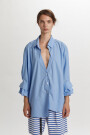 CAMISA IRREGULAR Celeste