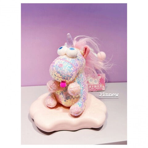 LLAVERO DE UNICORNIO CON LENTEJUELAS Y PELO DESPEINADO (BLANCO) LLAVERO DE UNICORNIO CON LENTEJUELAS Y PELO DESPEINADO (BLANCO)